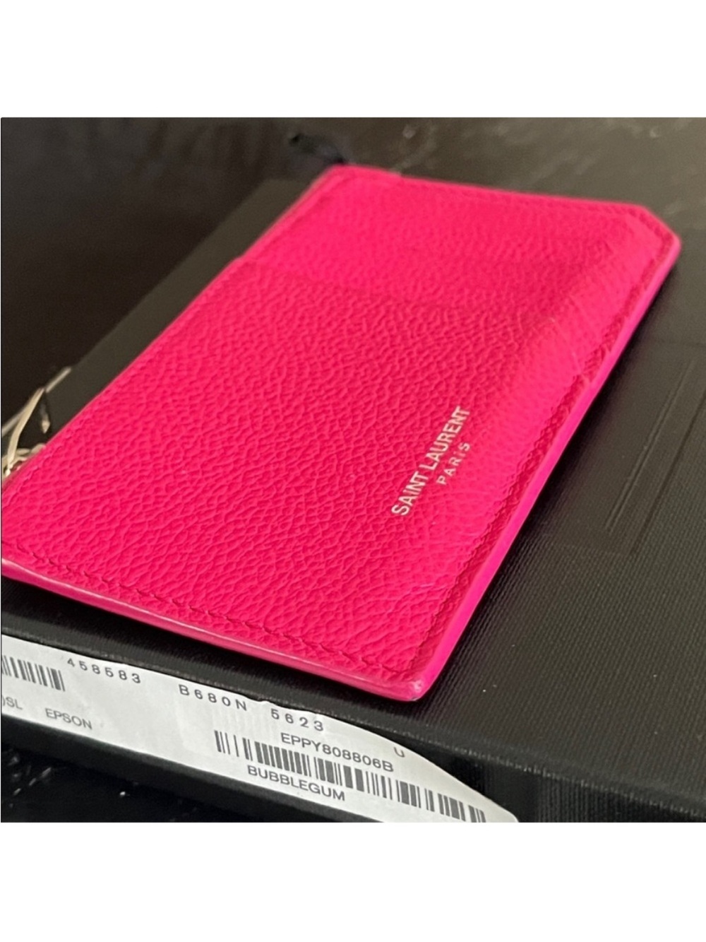 YSL PARIS
FRAGMENTS CARD CASE - Picture 15 of 15